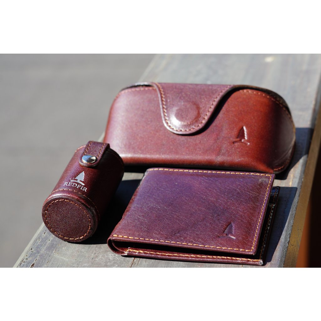 Brown leather case for Euphoria glasses